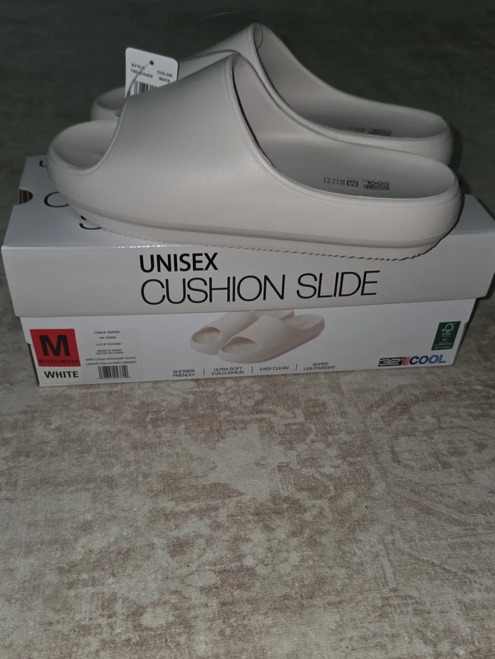 32 Degrees White Unisex Cushion Slide